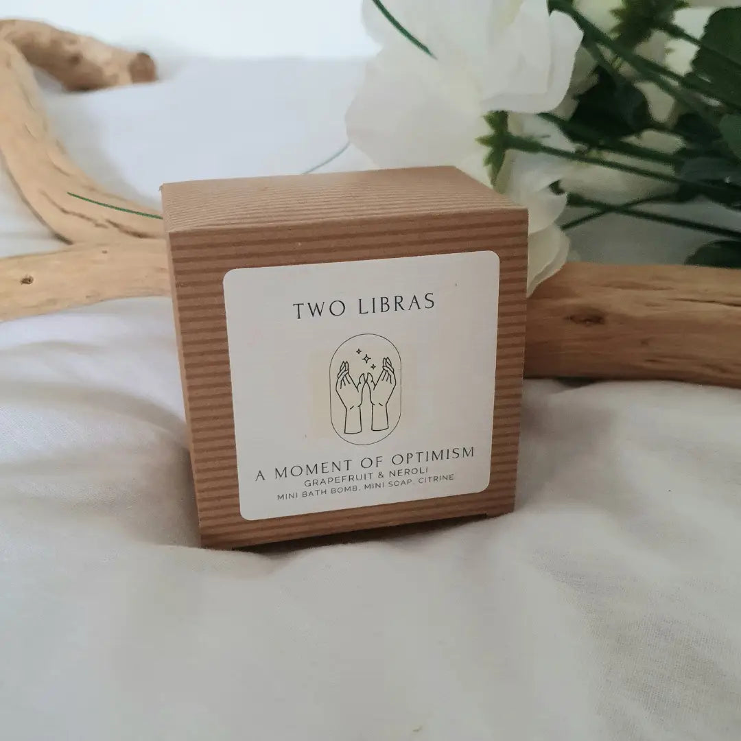 Two Libras Mini Bath Bomb Gift Set - A Moment Of Optimism